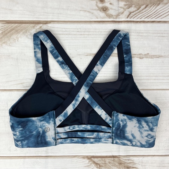 Lululemon On Your Way Sports Bra Size 8 - Picture 7 of 16
